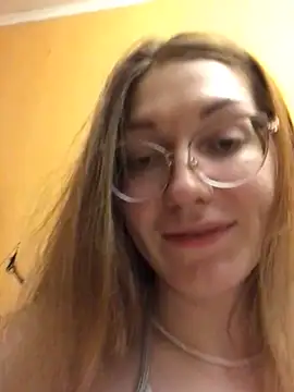  Sweet Love  online show from 8, 1, 2025