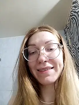  Sweet Love  online show from 13, 1, 2025