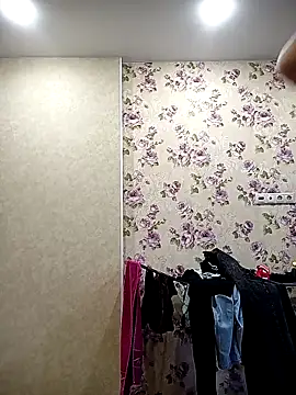  Sweet Love  online show from 22, 10, 2025