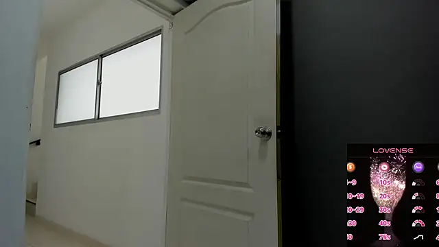 Snapshot of MariaGaitan chatting on 11, 2, 2025 MariaGaitan online show from 11, 2, 2025