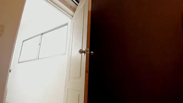 Snapshot of MariaGaitan chatting on 22, 2, 2025 MariaGaitan online show from 22, 2, 2025