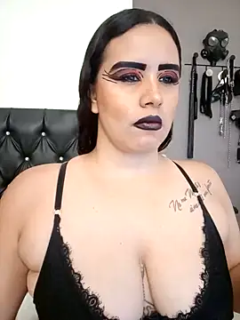 Snapshot of MariaGaitan chatting on 5, 10, 2025 MariaGaitan online show from 5, 10, 2025