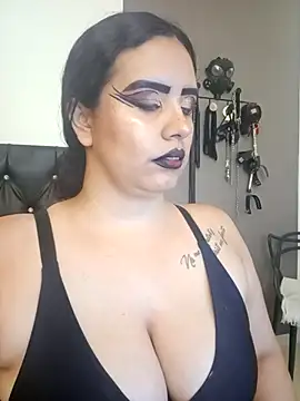 Snapshot of MariaGaitan chatting on 9, 10, 2025 MariaGaitan online show from 9, 10, 2025