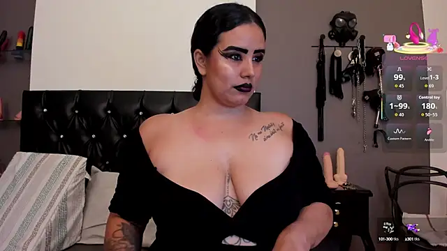 Snapshot of MariaGaitan chatting on 11, 10, 2025 MariaGaitan online show from 11, 10, 2025