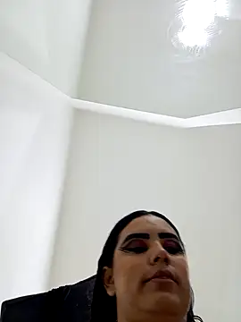 Snapshot of MariaGaitan chatting on 18, 10, 2025 MariaGaitan online show from 18, 10, 2025