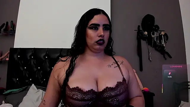 Snapshot of MariaGaitan chatting on 2, 11, 2025 MariaGaitan online show from 2, 11, 2025