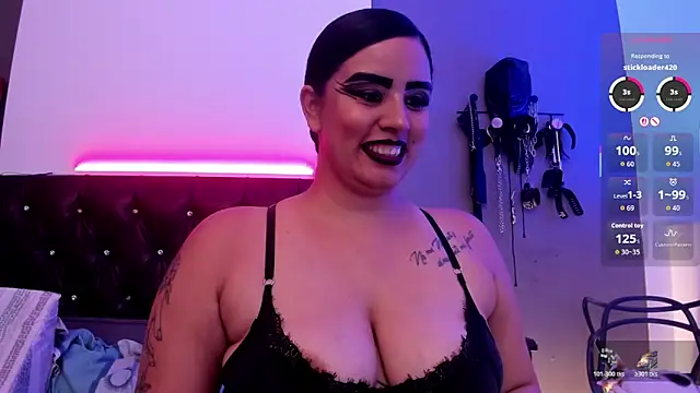 Snapshot of MariaGaitan chatting on 16, 11, 2025 MariaGaitan online show from 16, 11, 2025