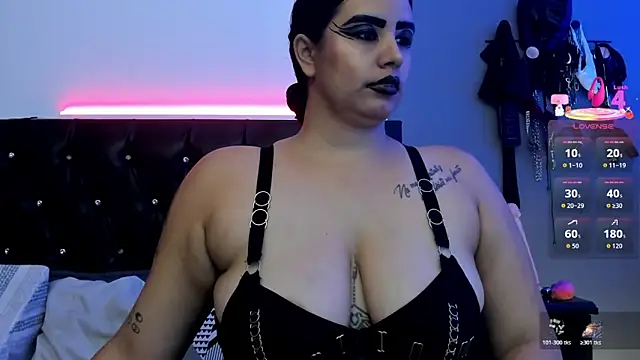 Snapshot of MariaGaitan chatting on 24, 11, 2025 MariaGaitan online show from 24, 11, 2025