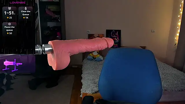 Snapshot of Cherry__Girl chatting on 3, 11, 2025 Cherry Girl online show from 3, 11, 2025