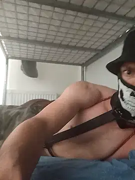 Snapshot of WichyHOT_Latex chatting on 17, 9, 2025 WichyHOT Latex online show from 17, 9, 2025