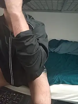 Snapshot of WichyHOT_Latex chatting on 18, 9, 2025 WichyHOT Latex online show from 18, 9, 2025