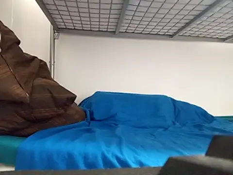 Snapshot of WichyHOT_Latex chatting on 5, 12, 2025 WichyHOT Latex online show from 5, 12, 2025