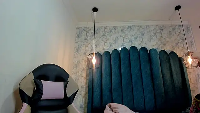 Snapshot of nalalye_cruzz_ chatting on 25, 9, 2025 nalalye cruzz online show from 25, 9, 2025