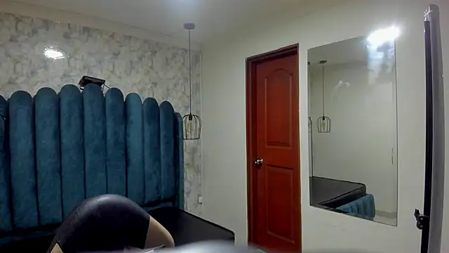 Snapshot of nalalye_cruzz_ chatting on 22, 11, 2025 nalalye cruzz online show from 22, 11, 2025