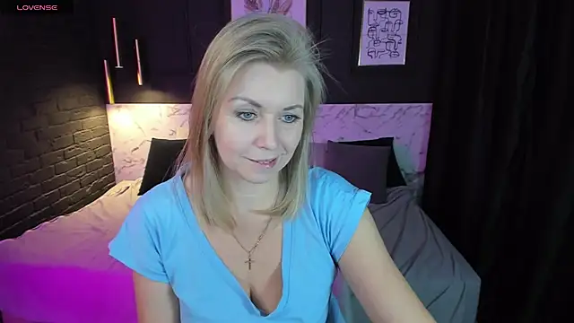 Annie Light online show from 24, 1, 2025