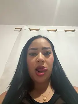 Luisa Fernandaa online show from 4, 2, 2026