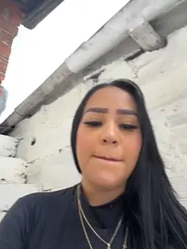 Luisa Fernandaa online show from 25, 4, 2026