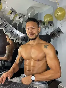 ARON TAYLER01 online show from 25, 2, 2025