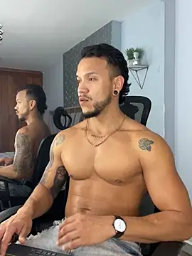 ARON TAYLER01 online show from 13, 3, 2025