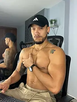 ARON TAYLER01 online show from 15, 3, 2025