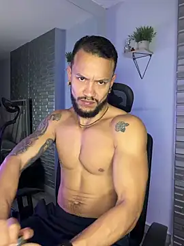 ARON TAYLER01 online show from 19, 12, 2025