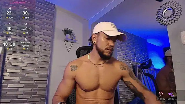 ARON TAYLER01 online show from 14, 7, 2026