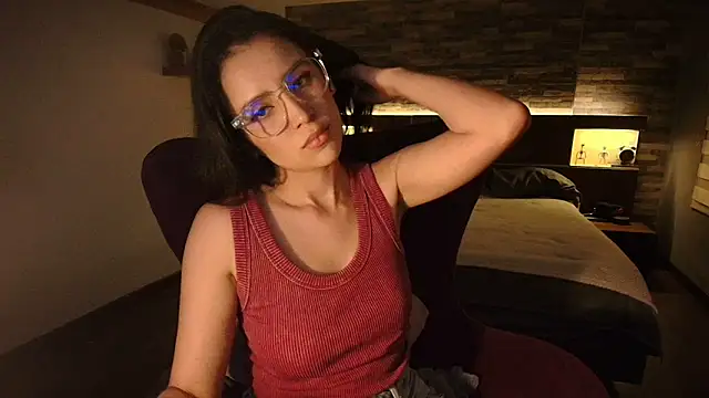 alicewilloww online show from 4, 6, 2026