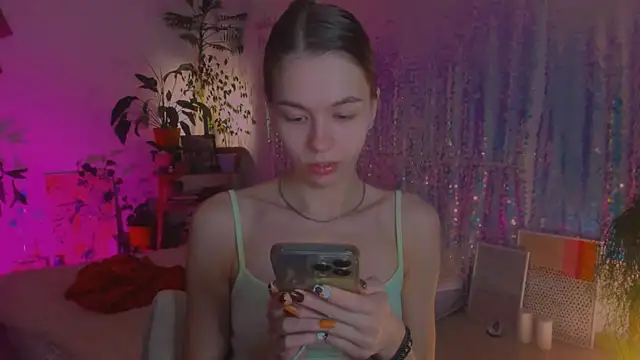 poli   online show from 4, 12, 2024