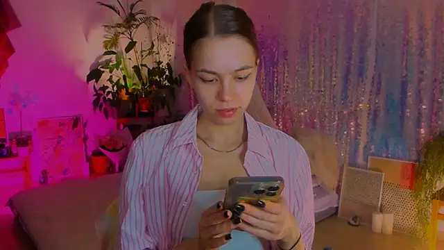 poli   online show from 10, 1, 2025