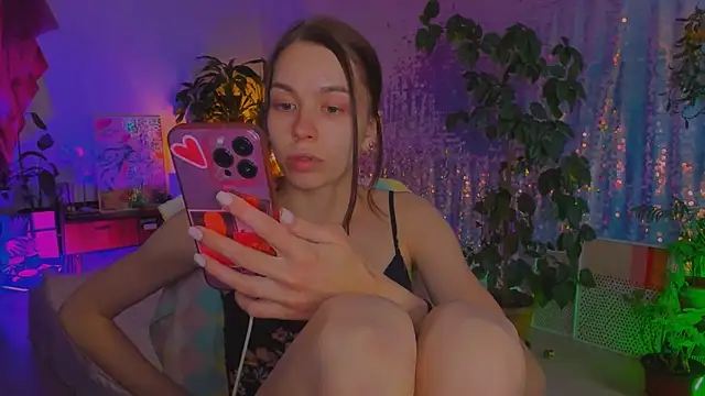 poli   online show from 28, 4, 2026