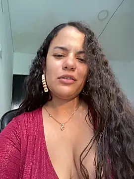 Snapshot of demonaughtyyy chatting on 28, 9, 2025 demonaughtyyy online show from 28, 9, 2025