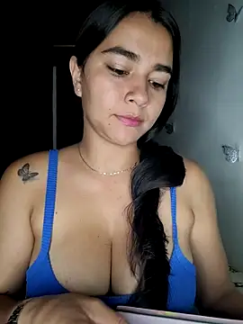 Snapshot of alison_villalobo chatting on 21, 9, 2025 alison villalobo online show from 21, 9, 2025