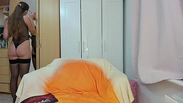 Snapshot of Rolla_Coaster chatting on 4, 10, 2025 Rolla Coaster online show from 4, 10, 2025