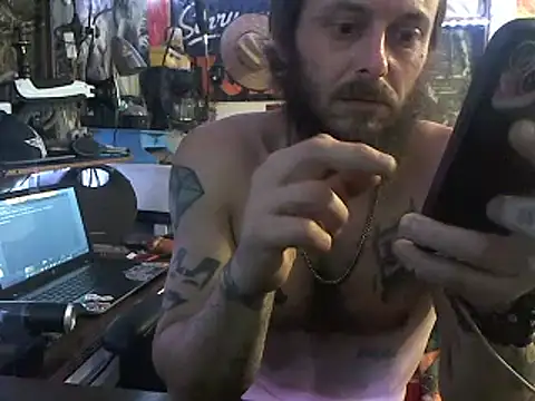 Snapshot of CloudDadddyyy420 chatting on 3, 10, 2025 CloudDadddyyy420 online show from 3, 10, 2025