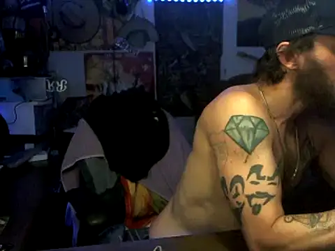 Snapshot of CloudDadddyyy420 chatting on 8, 10, 2025 CloudDadddyyy420 online show from 8, 10, 2025