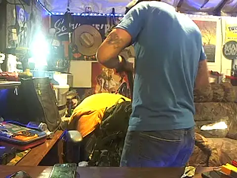 Snapshot of CloudDadddyyy420 chatting on 15, 10, 2025 CloudDadddyyy420 online show from 15, 10, 2025