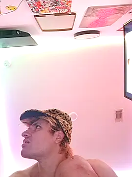 Snapshot of TheGAPEgatsby92 chatting on 28, 9, 2025 TheGAPEgatsby92 online show from 28, 9, 2025