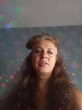 VanezaSmith online show from 28, 7, 2026