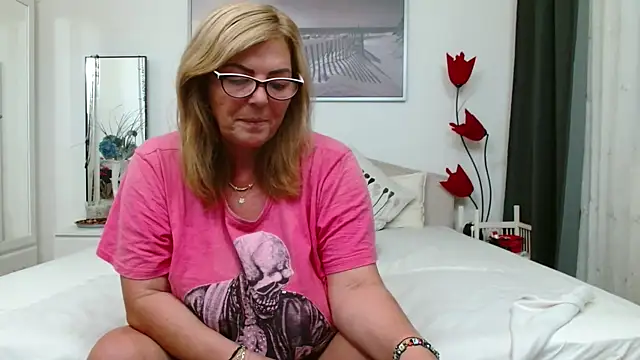 YulliaMilf online show from 23, 10, 2025