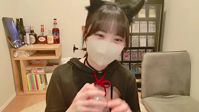 HIKARI x0 online show from 28, 4, 2026