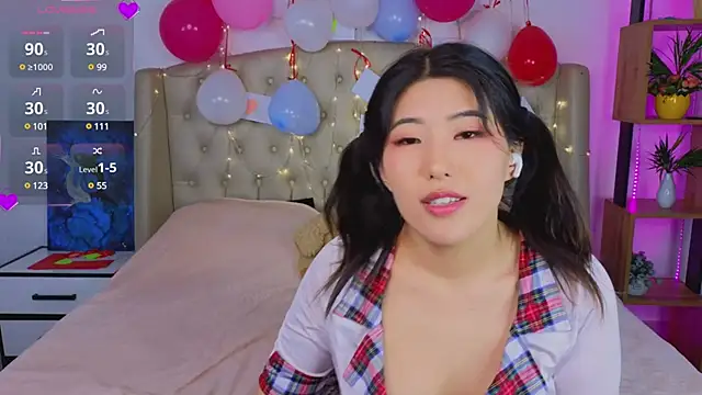 Wendy  Hills online show from 5, 2, 2025