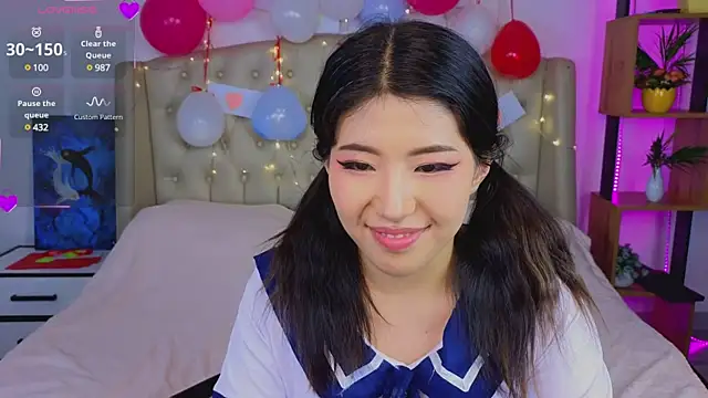 Wendy  Hills online show from 8, 2, 2025