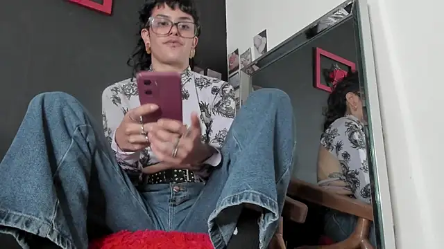 Snapshot of trinitty chatting on 26, 2, 2025 trinitty online show from 26, 2, 2025