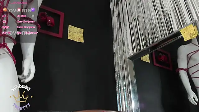 Snapshot of trinitty chatting on 6, 10, 2025 trinitty online show from 6, 10, 2025