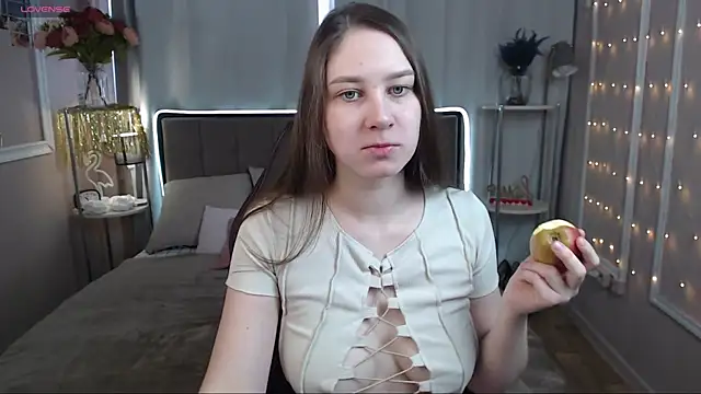 MollyBrams online show from 10, 3, 2025