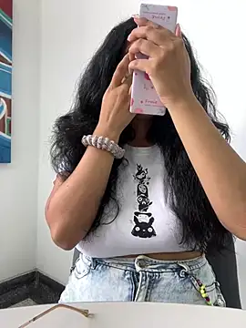 Annya-sweet online show from 1, 3, 2025