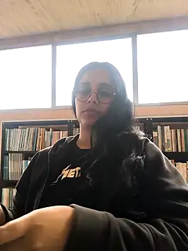 Annya-sweet online show from 10, 9, 2025