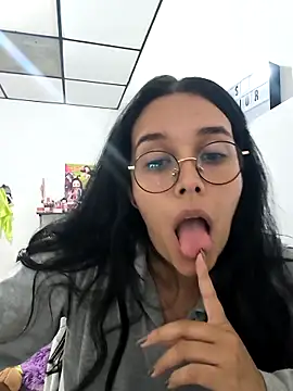 Annya-sweet online show from 23, 10, 2025