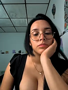 Annya-sweet online show from 13, 12, 2025