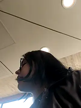 Annya-sweet online show from 4, 2, 2026